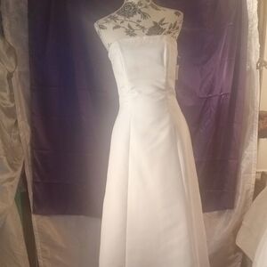 Jacqueline Chic Strapless White Wedding Dress